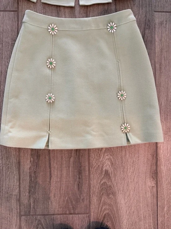 Cult Gaia Daisy-Embellished Light Green Set - Picture 2 of 7